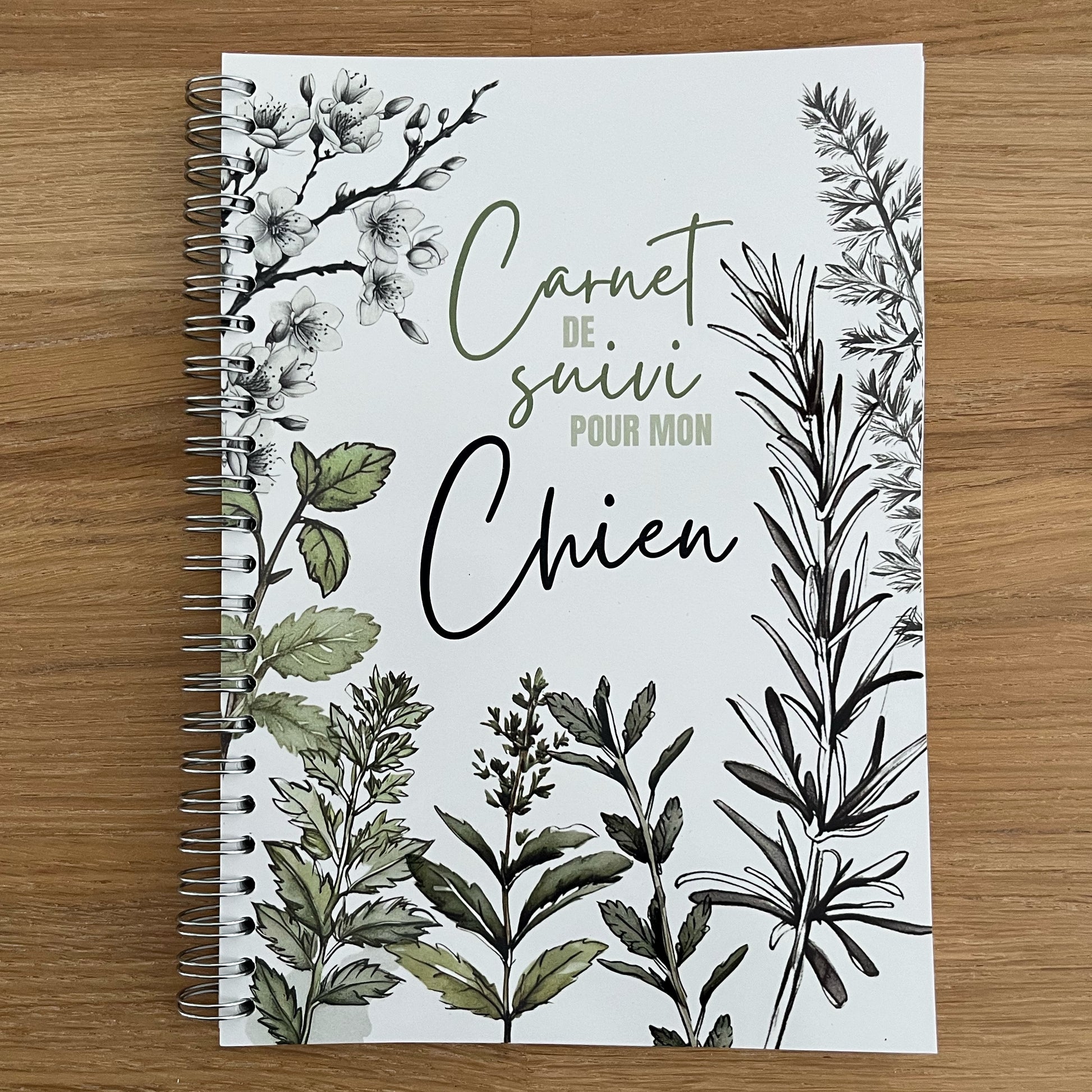 Carnet de suivi pour mon Chien

 Prenez soin de votre chien et gardez des informations précieuses sur sa santé au quotidien !

Le Carnet de suivi pour Chien est l'outil indispensable pour tous les gardiens soucieux du bien-être et de la santé de leur animal. Pratique et facile à utiliser, ce carnet permet de rencenser toutes les informations essentielles permettant de visualiser un changement de comportement, même le plus subtil, dû à une douleur, un mal-être ou une pathologie qui s’installe. Il est aussi i